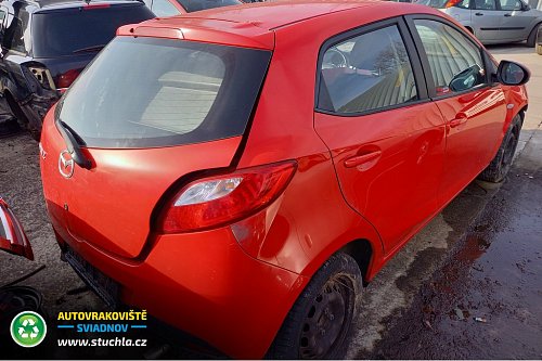 Autovrakoviste Sviadnov Mazda 2 1.3 na náhradní díly